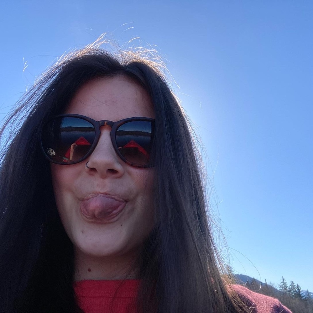 Meet your Posher, Kassidy